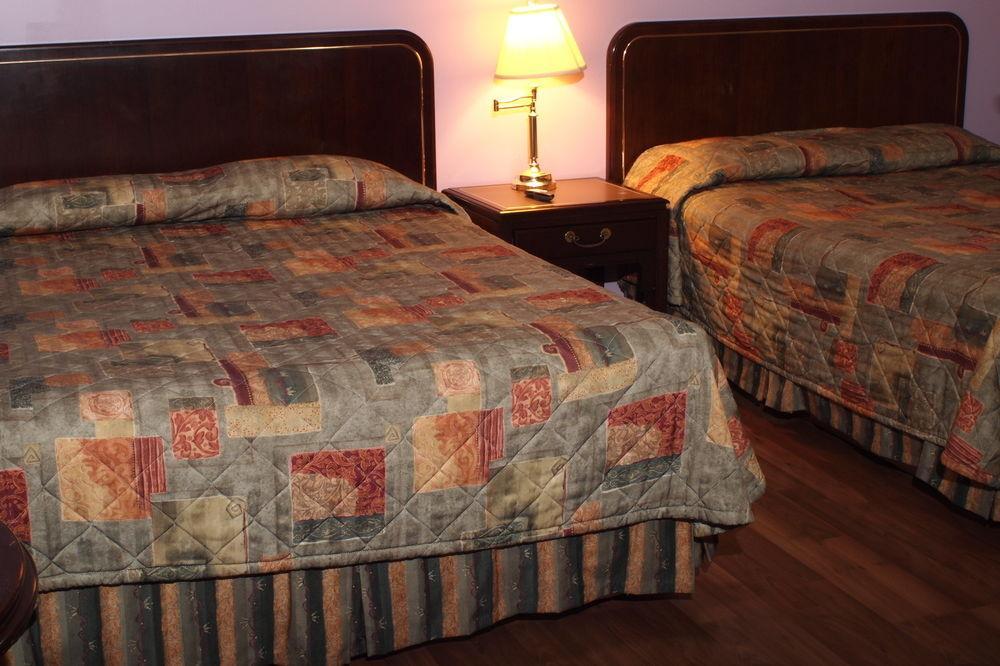 Colonial Motel Chatham-Kent Luaran gambar